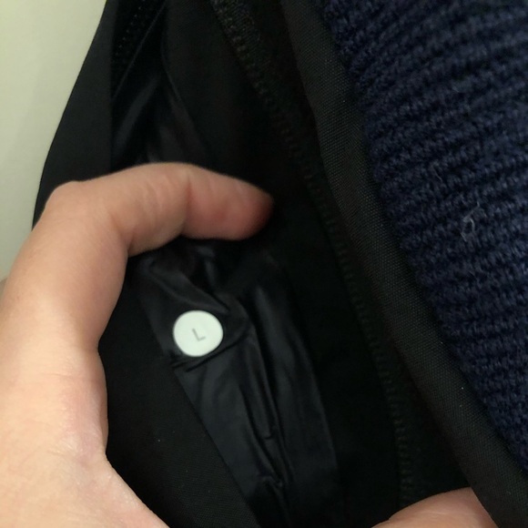 Lululemon men jacket. B1 - Picture 9 of 9